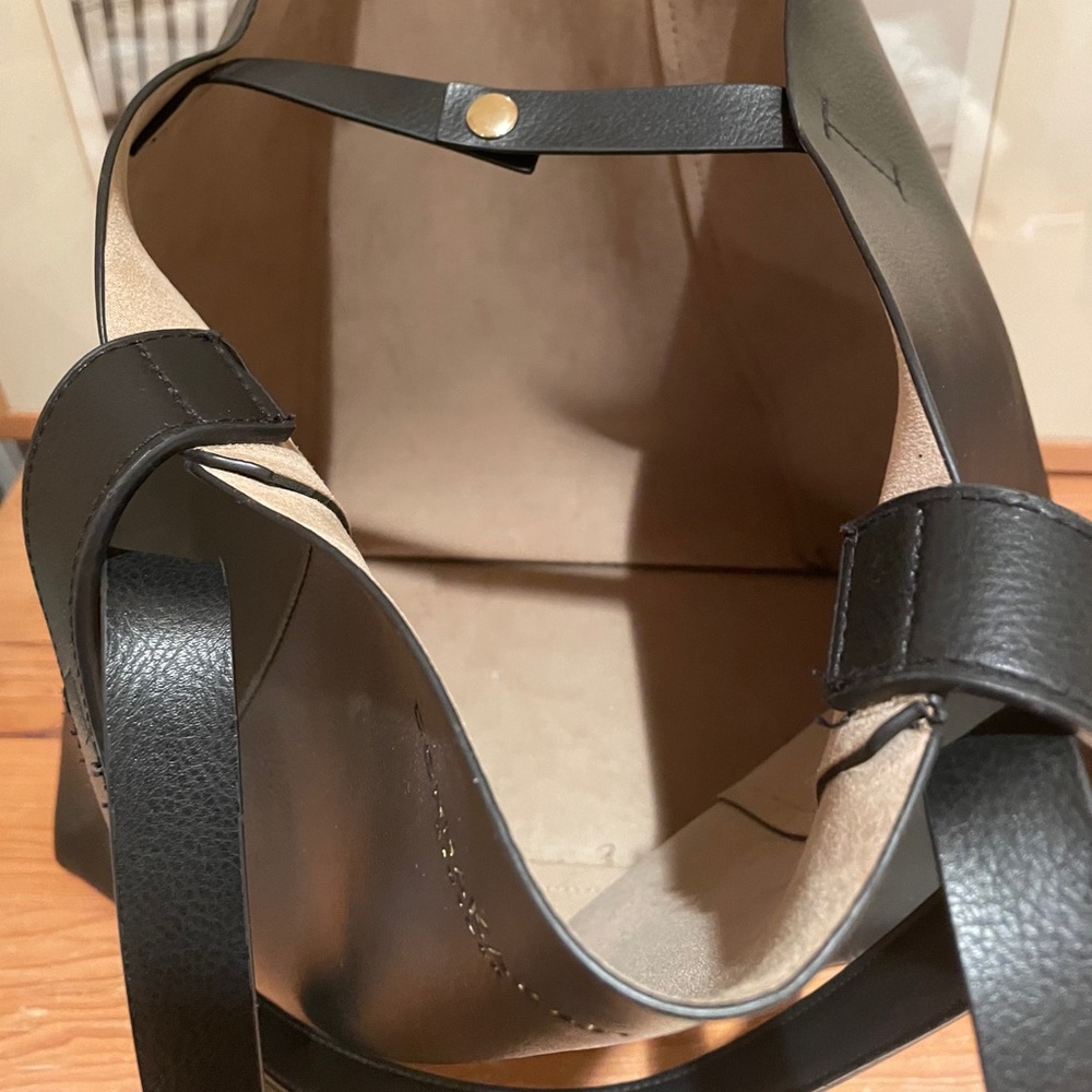 Donna Karan Handbag - Picture 3 of 3